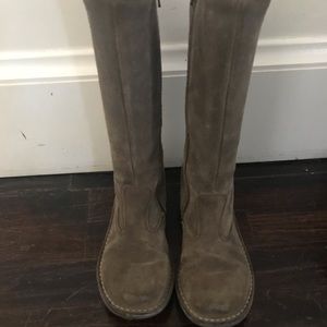 GIRLS MINI BODEN TAUPE SUEDE TALL BOOTS